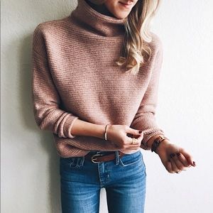 Southfield mockneck sweater (pink/blush)